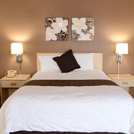 Burlington Inn Ngoại thất bức ảnh