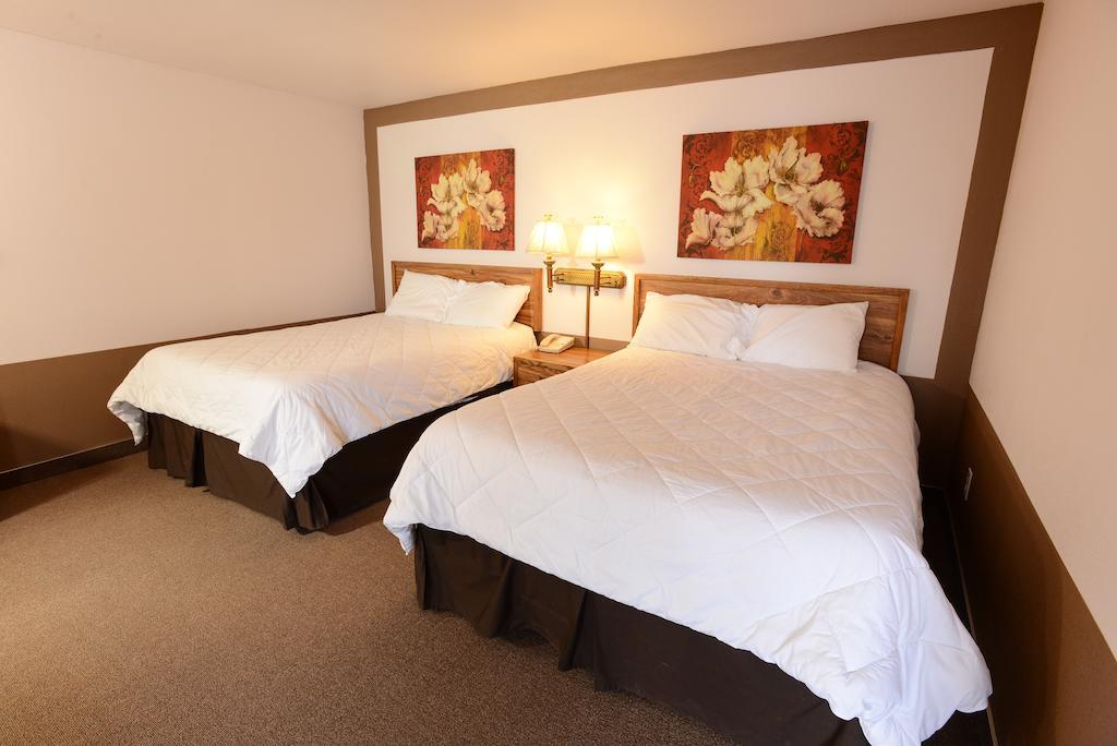 Burlington Inn Ngoại thất bức ảnh