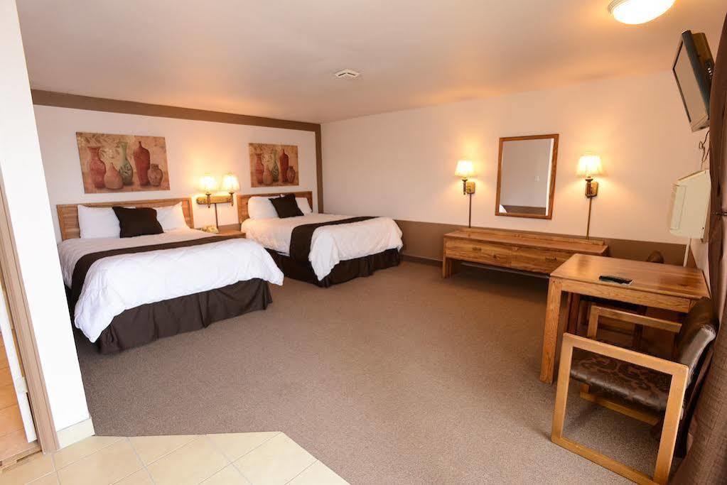 Burlington Inn Ngoại thất bức ảnh